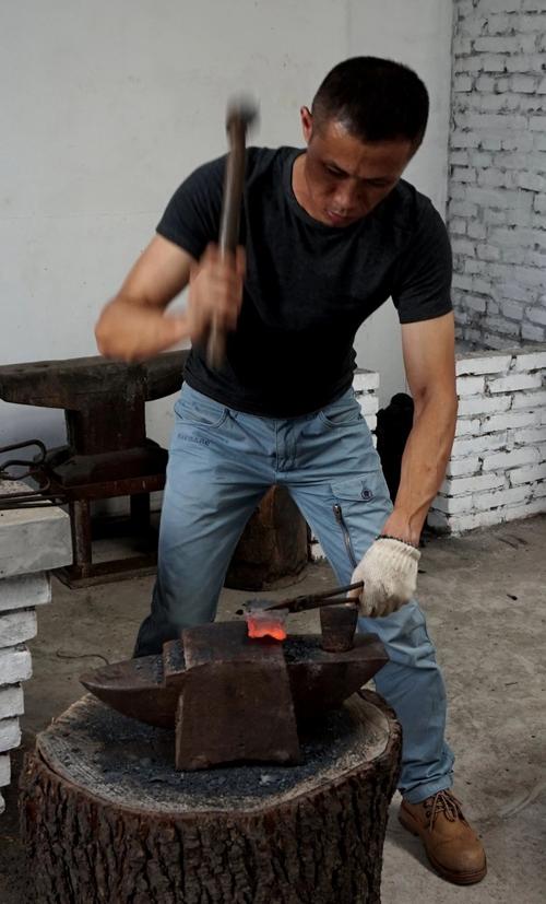 起名建议：铁锋抛光机