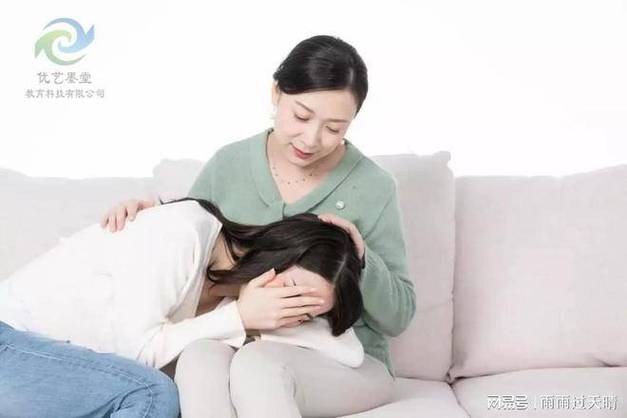 揭秘青少年情绪不稳定的幕后黑手父母如何成为心理咨询的关键力量