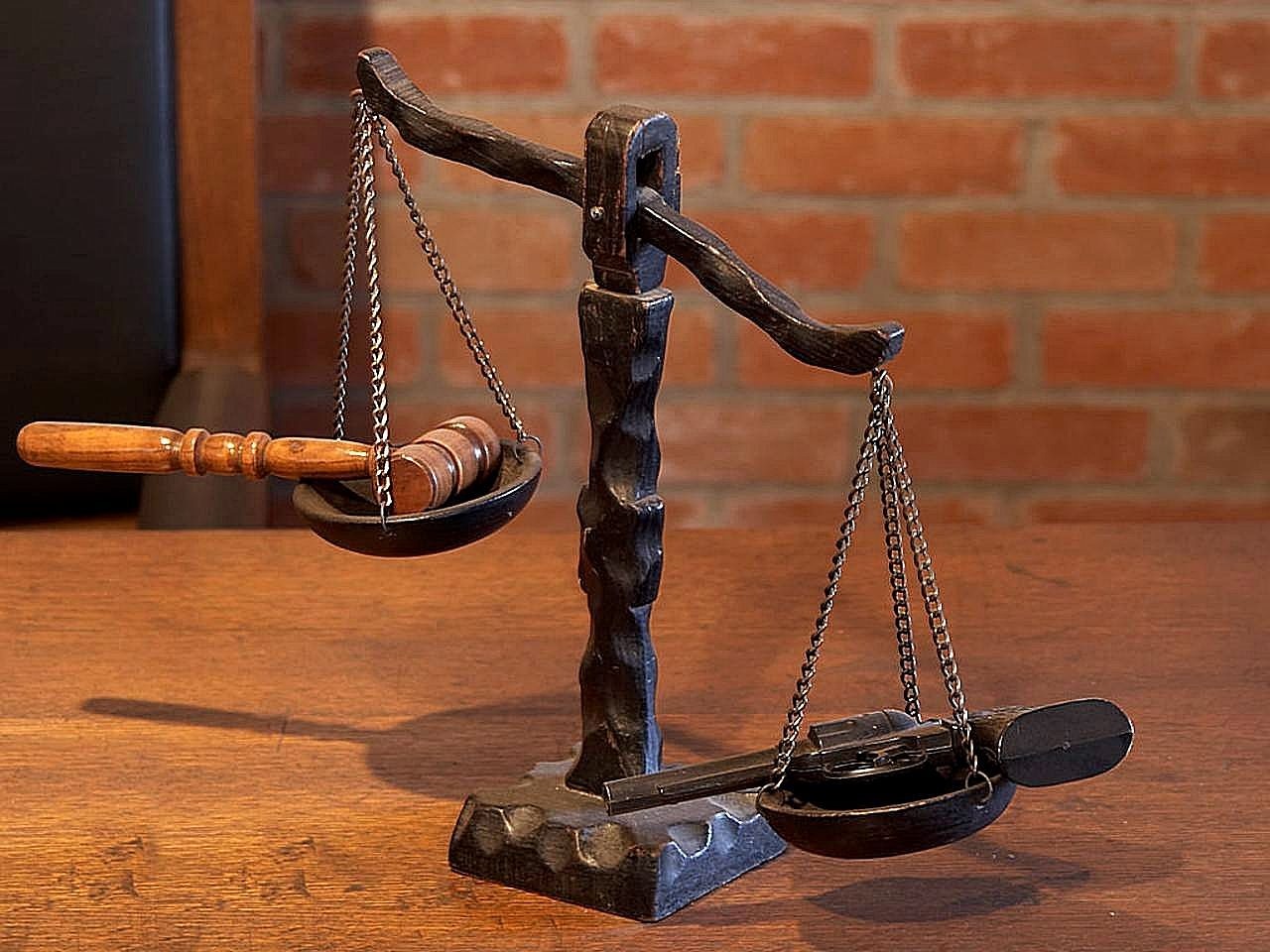 律所涉刑案被贴封条，法律的天平如何平衡公正与秩序