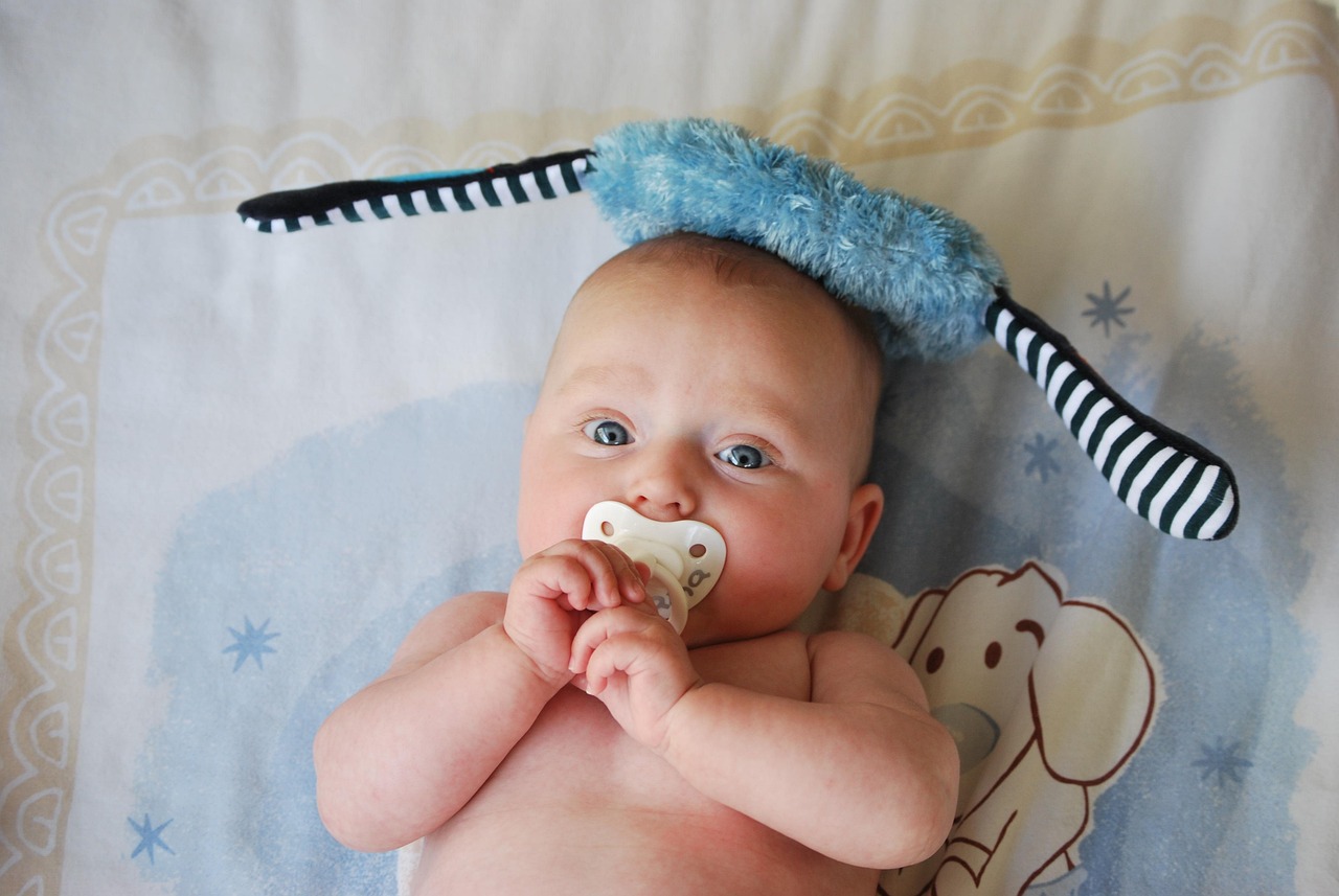 走进宝宝的营养世界，全面了解与挑选进口婴幼儿奶粉